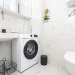 Apartamento - Free Parking In Garage , Mountain And Seaview , Quiet Neighbourhood *