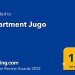 - Free Parking In Garage , Mountain And Seaview , Quiet Neighbourhood Split