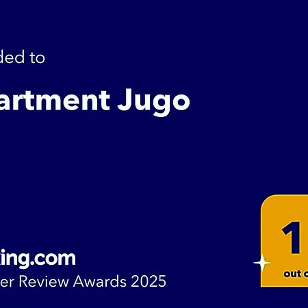 - Free Parking In Garage , Mountain&seaview , Quiet Neighbourhood Split
