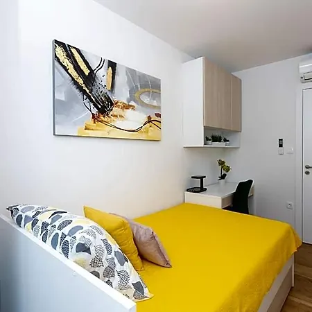 - Free Parking In Garage , Mountain&seaview , Quiet Neighbourhood Appartement Split