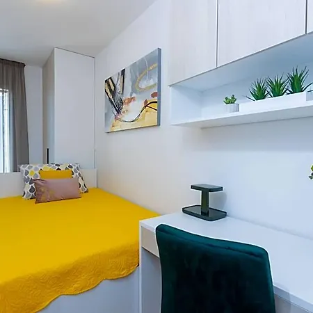 Appartement - Free Parking In Garage , Mountain&seaview , Quiet Neighbourhood